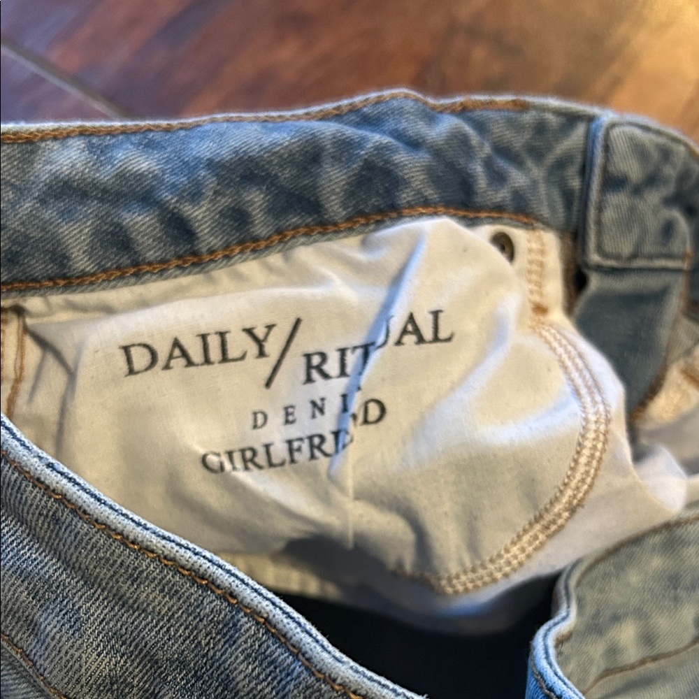 Light Blue Daily Ritual Women's Jeans - Picture 11 of 11